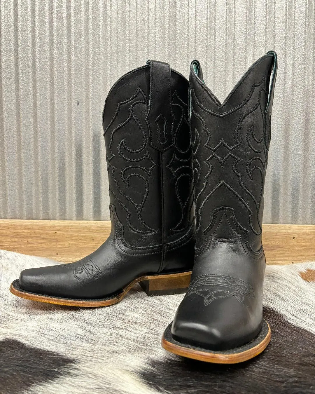 Corral Women's Black Leather Embroidered Square Toe Cowgirl Boots Z5167
