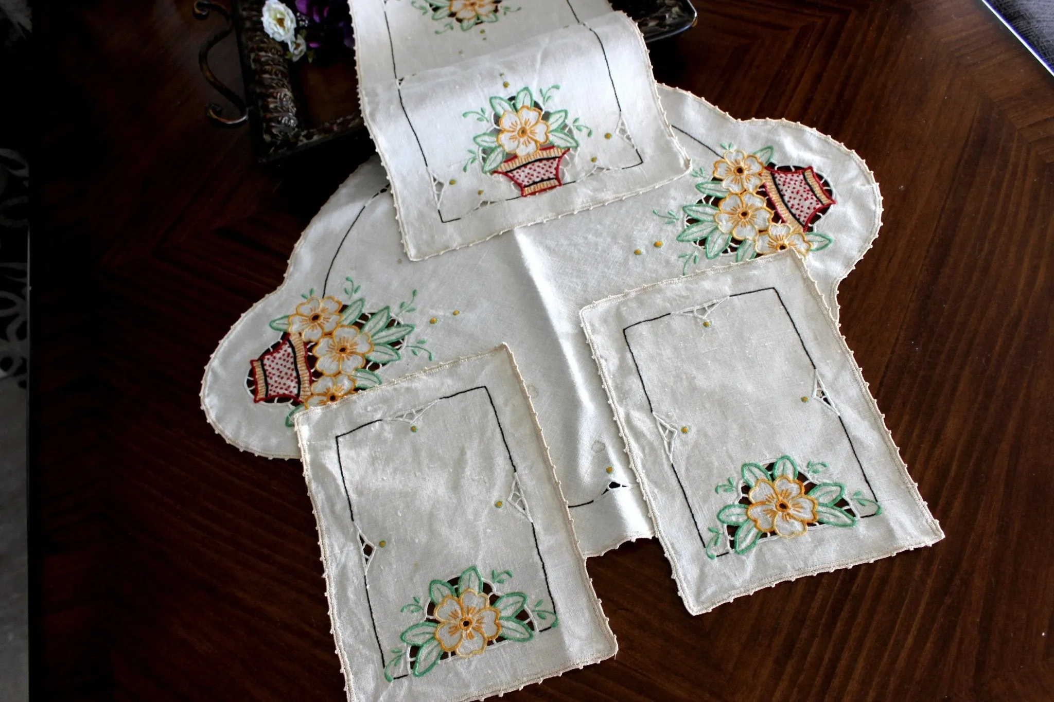 Embroidered Table Runners and Doilies, Light Ecru Linen Table Dresser Set 14598