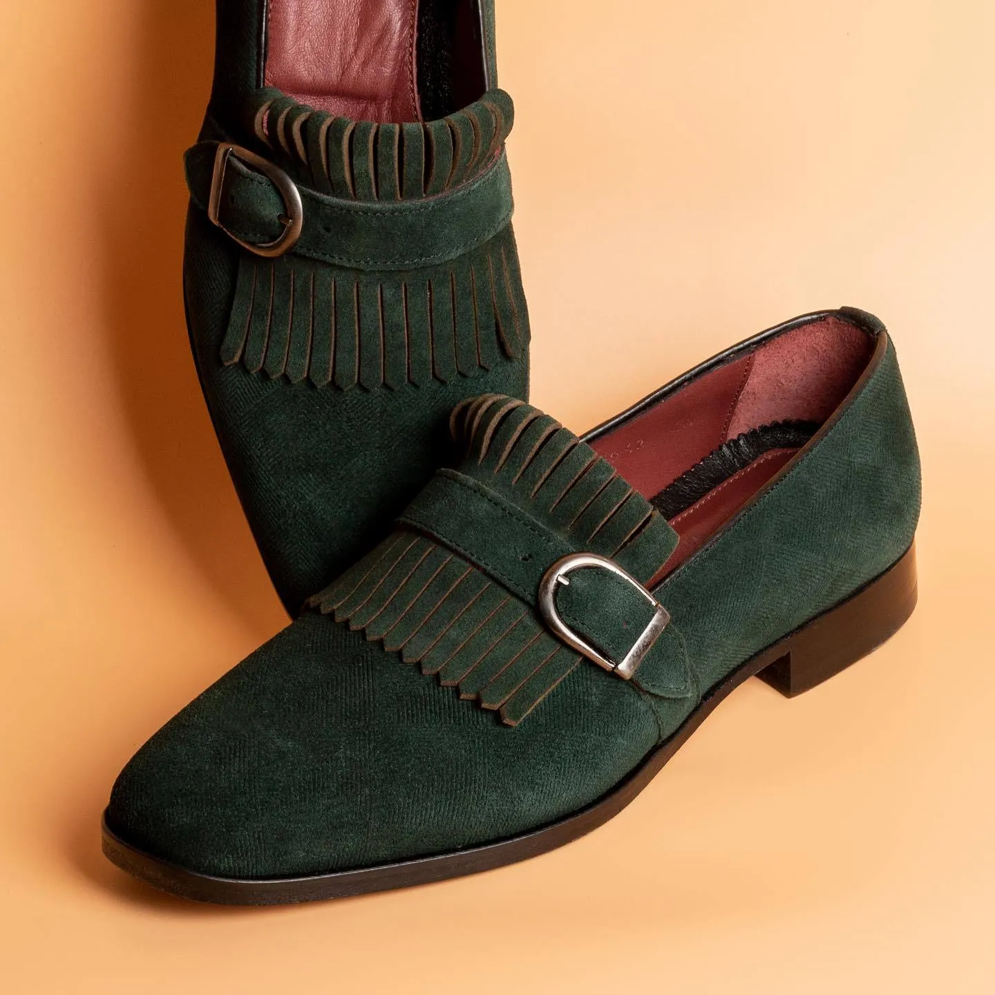 Leisure buckle loafers