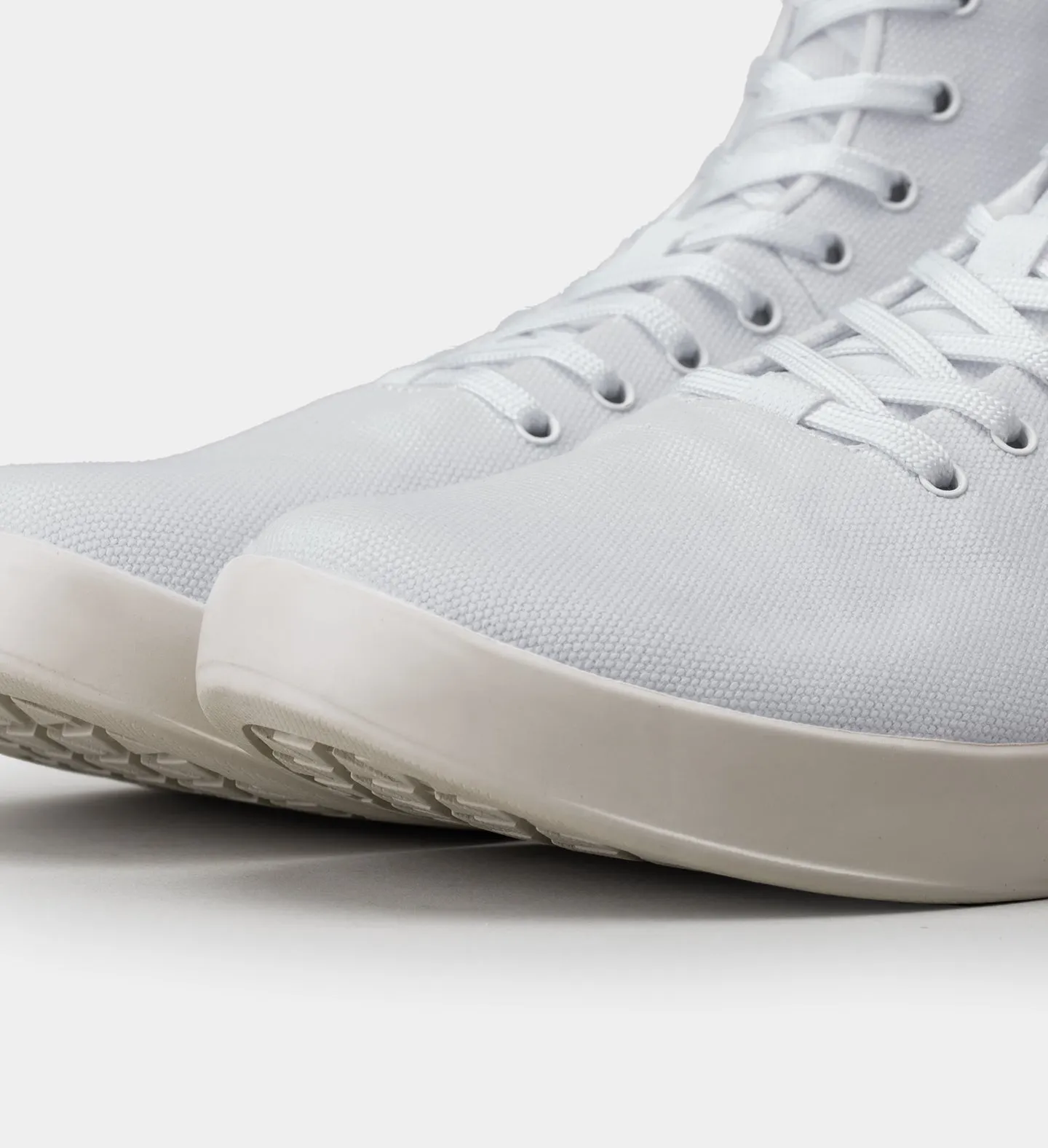 Men's High-Top Canvas Trainer